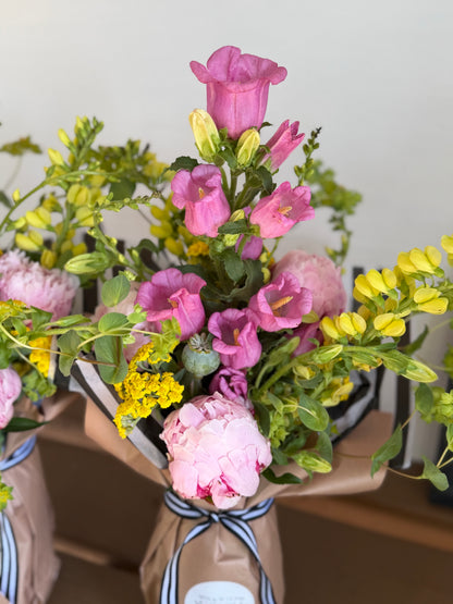 Custom Flower Arrangements — Birthdays, Anniversaries & Special Occasions