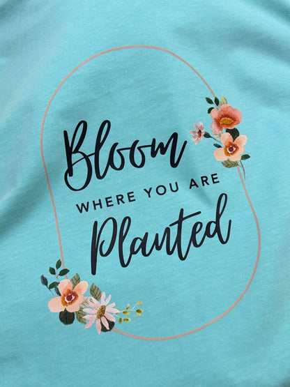 The Flower Club Member Tee | Bits & Blooms Flower Farm