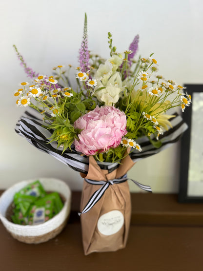 Custom Flower Arrangements — Birthdays, Anniversaries & Special Occasions