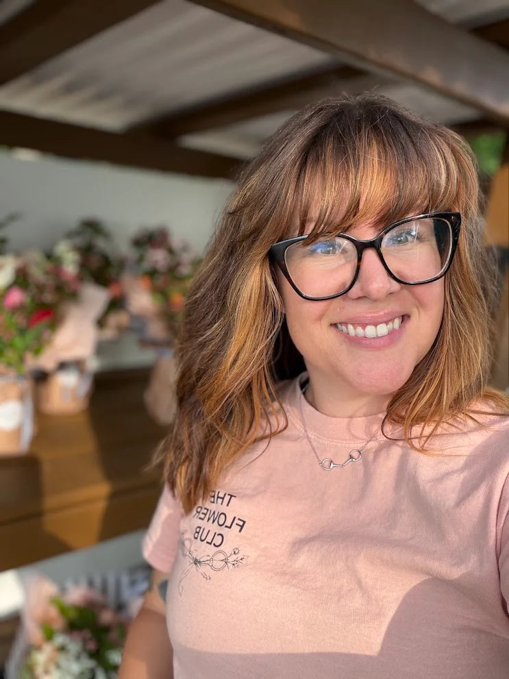 The Flower Club Member Tee | Bits & Blooms Flower Farm