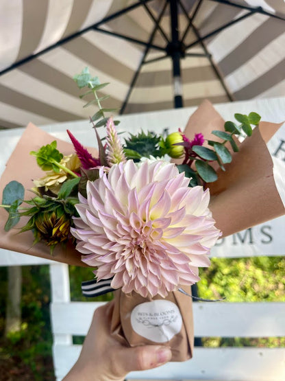 October Dahlia Subscription (4 Weeks)